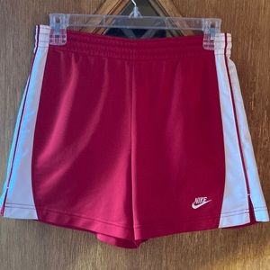 🟧🟧 Nike Women’s Red and White Athletic Shorts (size XS)